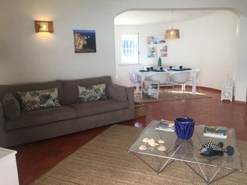 Moradia T4 para Venda em Albufeira e Olhos de Água