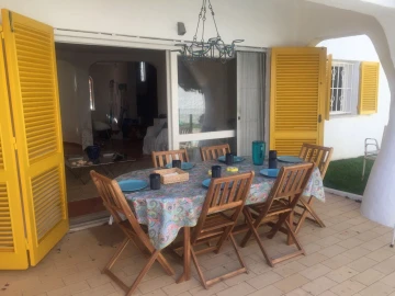 Moradia T4 para Venda em Albufeira e Olhos de Água