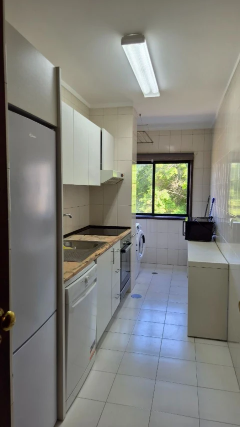 Apartamento T1 para Arrendamento em Aldoar, Foz do Douro e Nevogilde