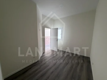 Apartamento T3 para Venda em Turquel