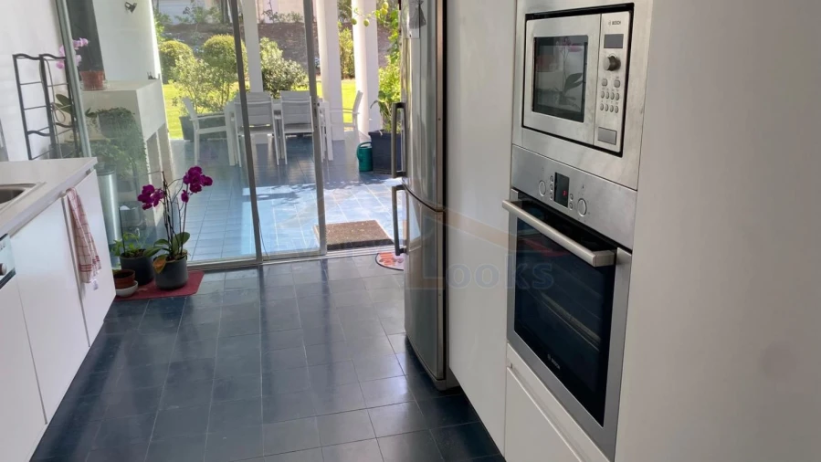 Moradia T2 para Venda em Vau Foto 12