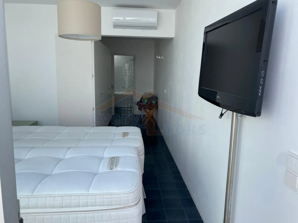 Moradia T2 para Venda em Vau Foto 18