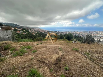 Terreno para Venda em São Roque