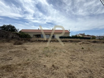 Terreno para Venda em Almargem do Bispo, Pêro Pinheiro e Montelavar