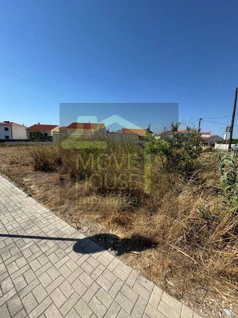 Terreno para Venda em São Domingos de Rana