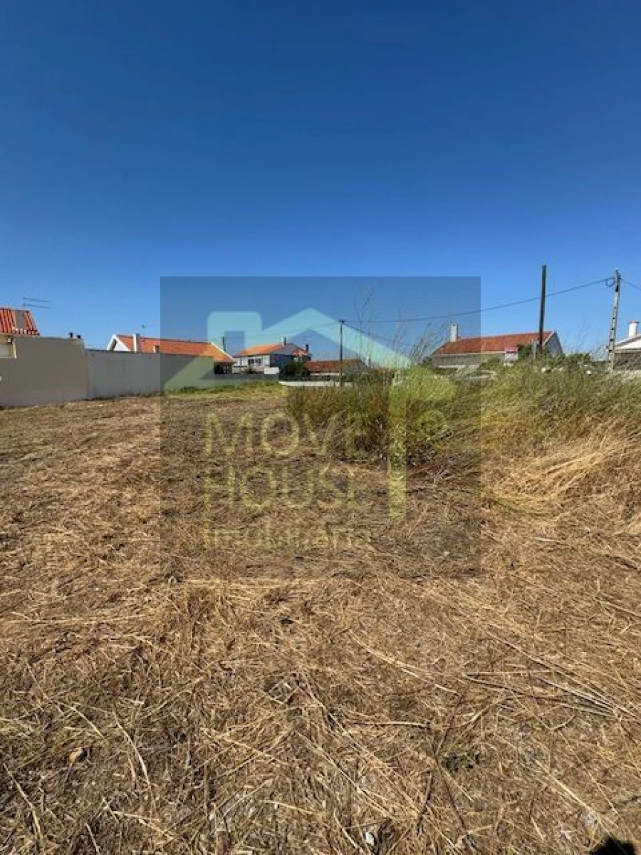 Terreno para Venda em São Domingos de Rana Foto 2
