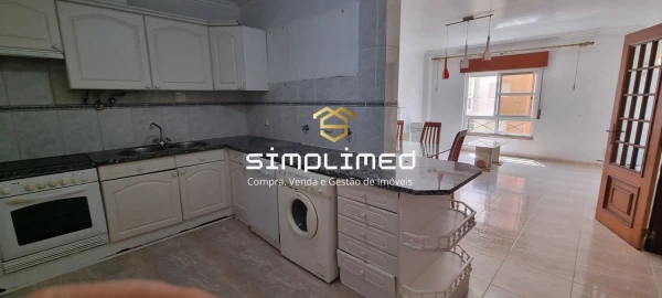 Apartamento T2 para Venda em Algueirão-Mem Martins