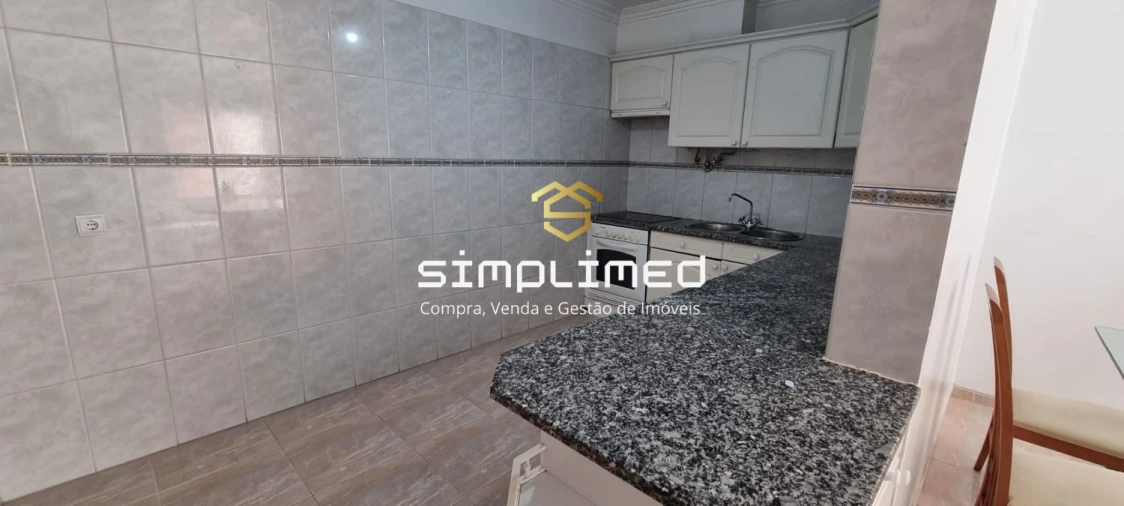Apartamento T2 para Venda em Algueirão-Mem Martins Foto 4