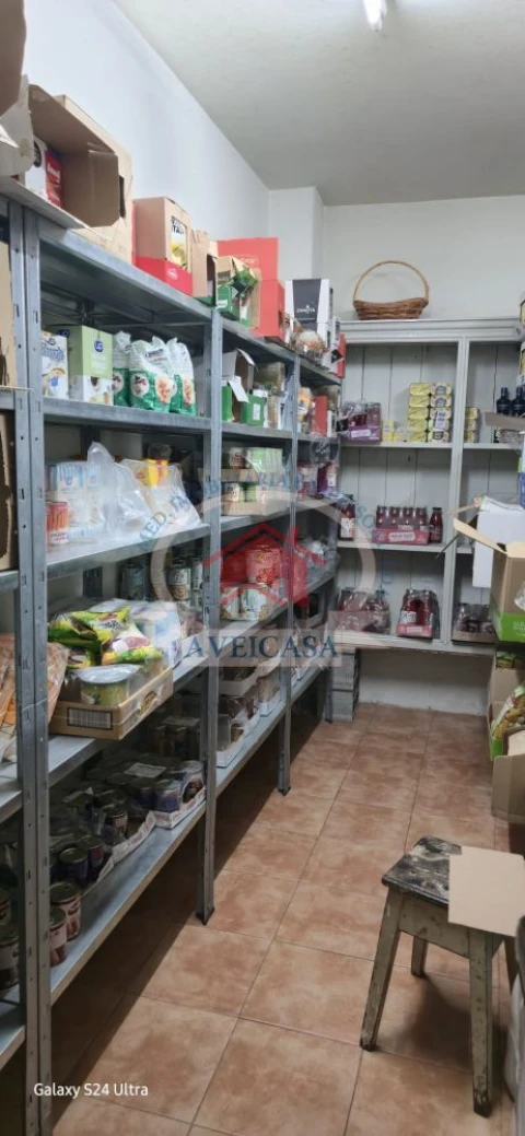 Loja para Venda em Aradas