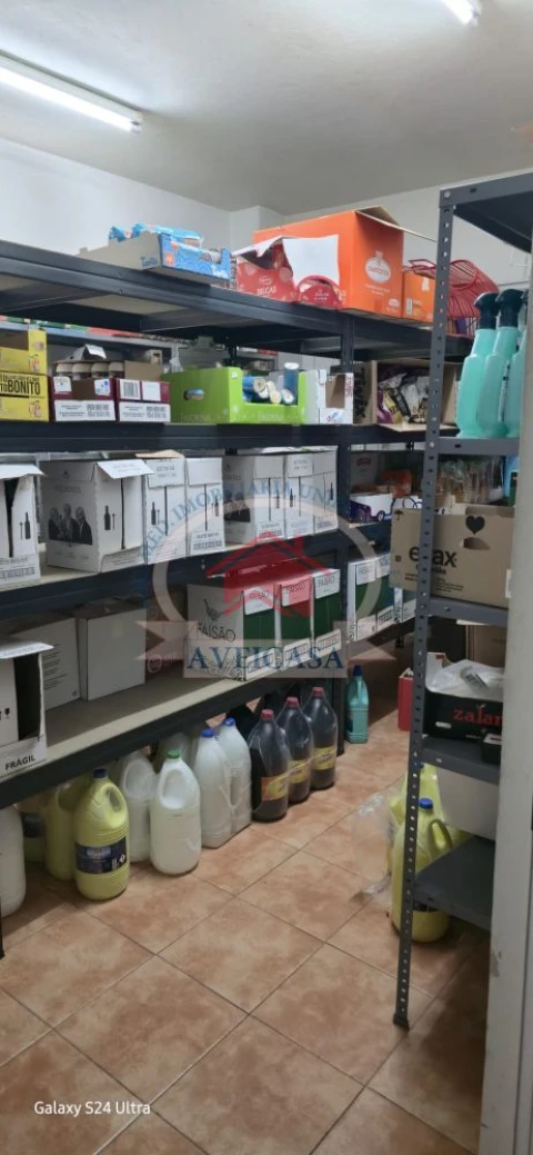 Loja para Venda em Aradas