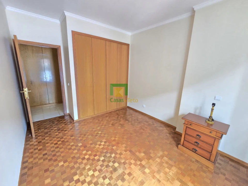 Apartamento T3 para Venda em Ribeira Brava Foto 8