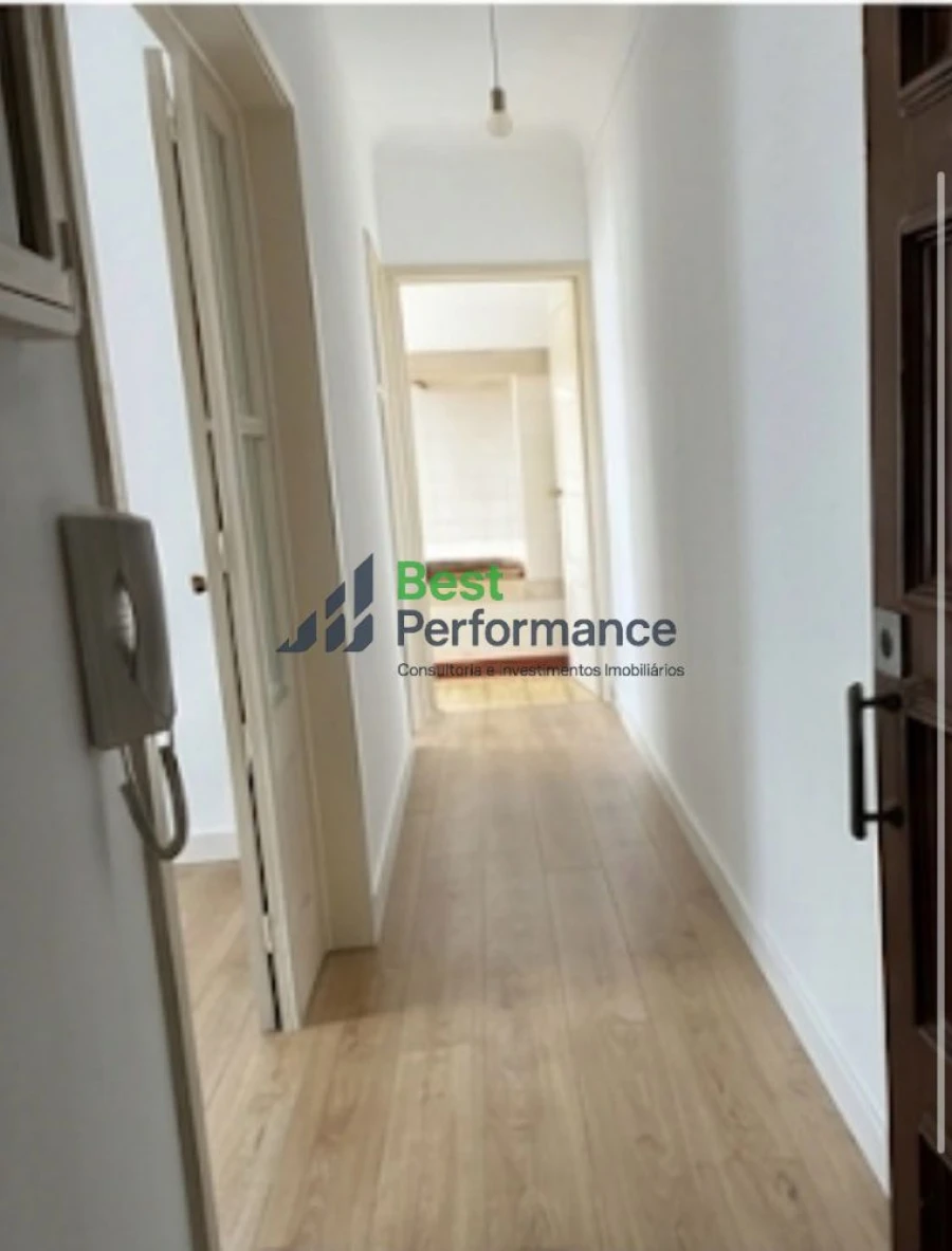 Apartamento T3 para Venda em Vila Franca de Xira Foto 2