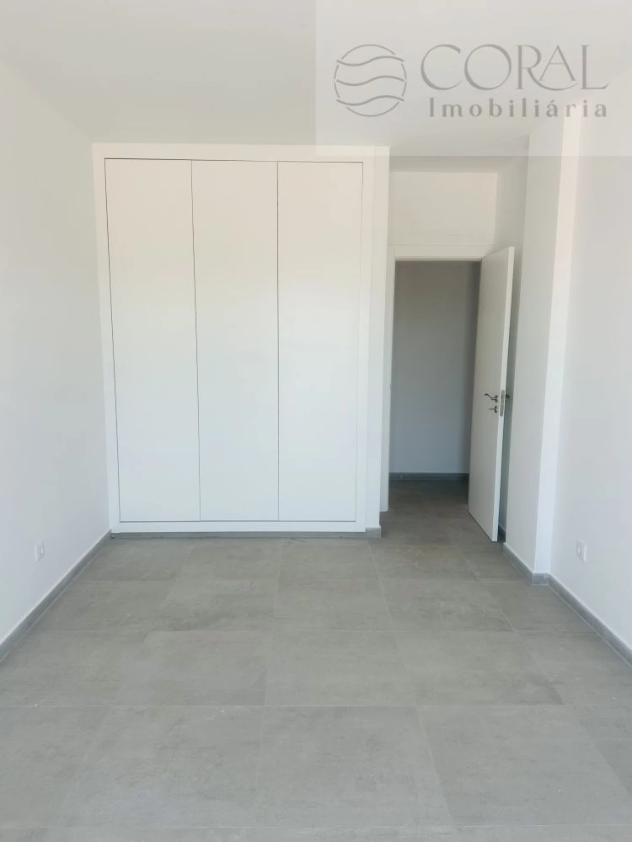 Apartamento T3 para Venda em São Brás de Alportel Foto 9