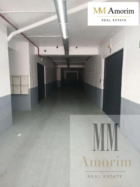 Loja para Arrendamento em Algés, Linda-A-Velha e Cruz Quebrada-Dafundo