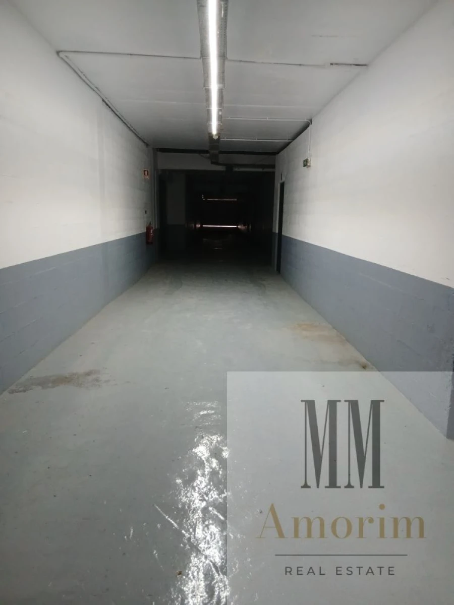 Loja para Arrendamento em Algés, Linda-A-Velha e Cruz Quebrada-Dafundo Foto 4