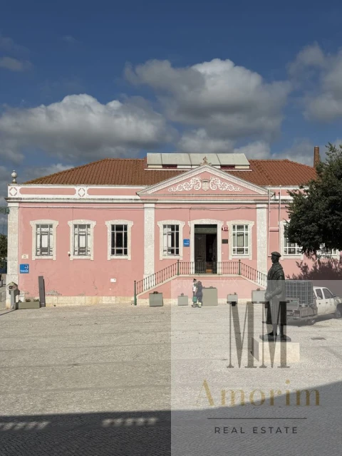 Apartamento para Venda em Santa Maria do Castelo e Santiago e Santa Susana