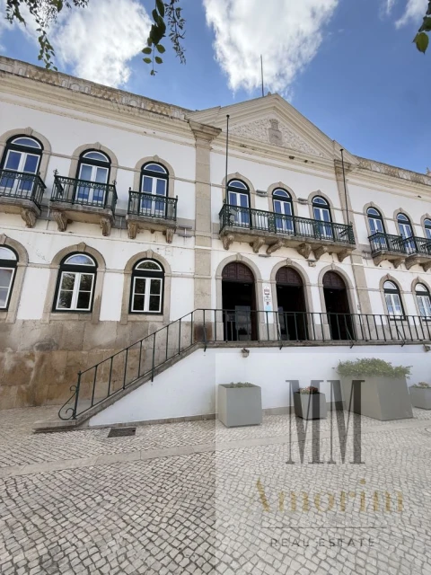 Apartamento para Venda em Santa Maria do Castelo e Santiago e Santa Susana