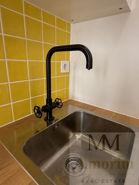 Apartamento T0 para Venda em Santa Maria do Castelo e Santiago e Santa Susana