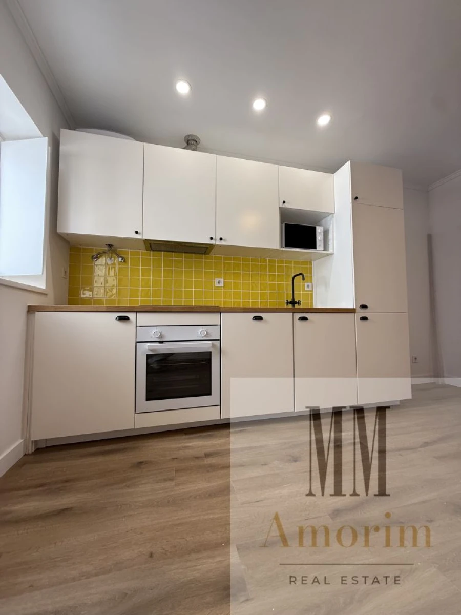Apartamento para Venda em Santa Maria do Castelo e Santiago e Santa Susana Foto 7