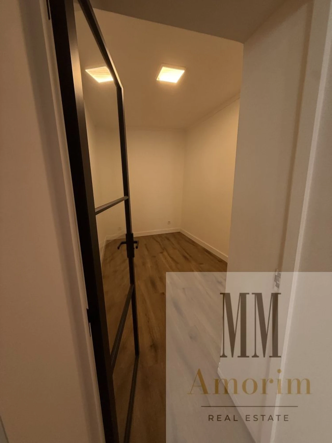 Apartamento para Venda em Santa Maria do Castelo e Santiago e Santa Susana Foto 18