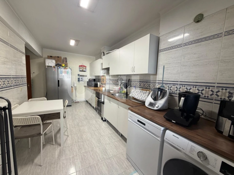 Apartamento T3 para Venda em Amora Foto 5