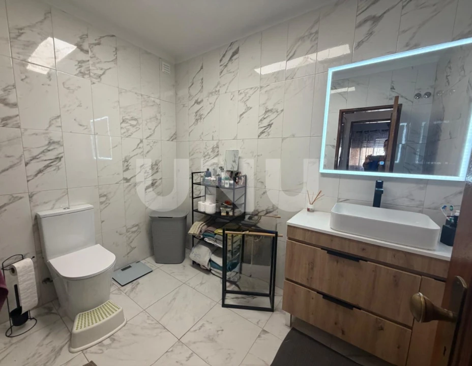 Apartamento T3 para Venda em Amora Foto 15
