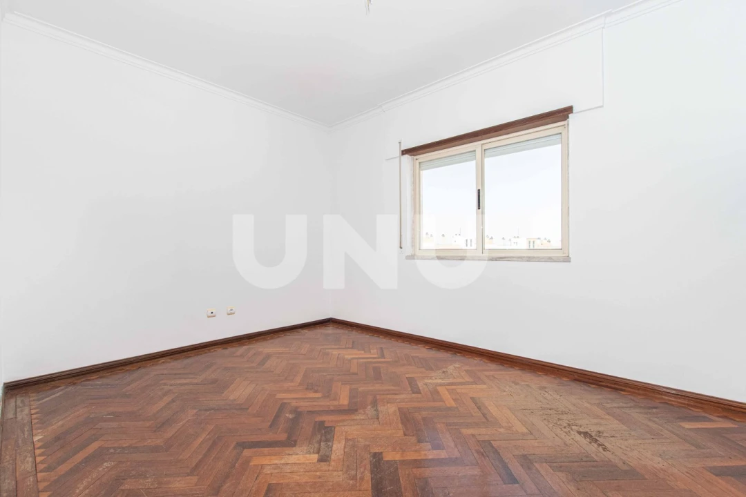 Apartamento T3 para Venda em Carregado e Cadafais Foto 14