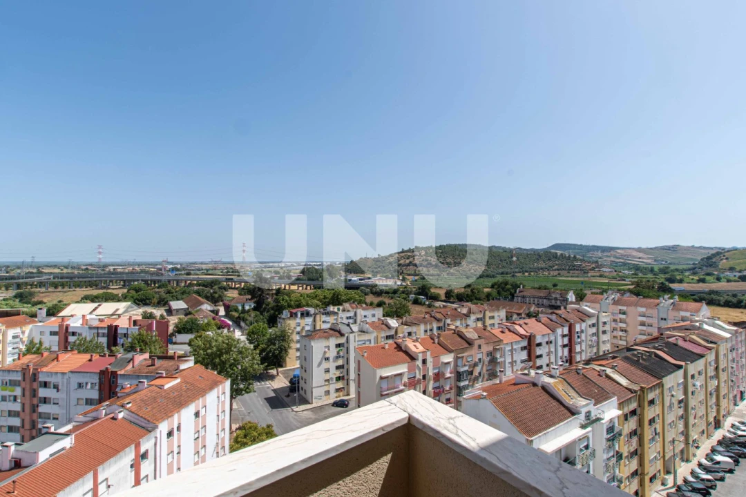 Apartamento T3 para Venda em Carregado e Cadafais Foto 10