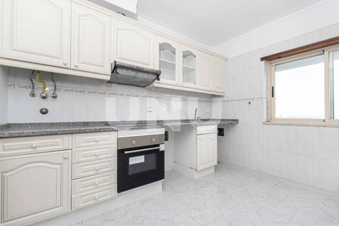 Apartamento T3 para Venda em Carregado e Cadafais Foto 2