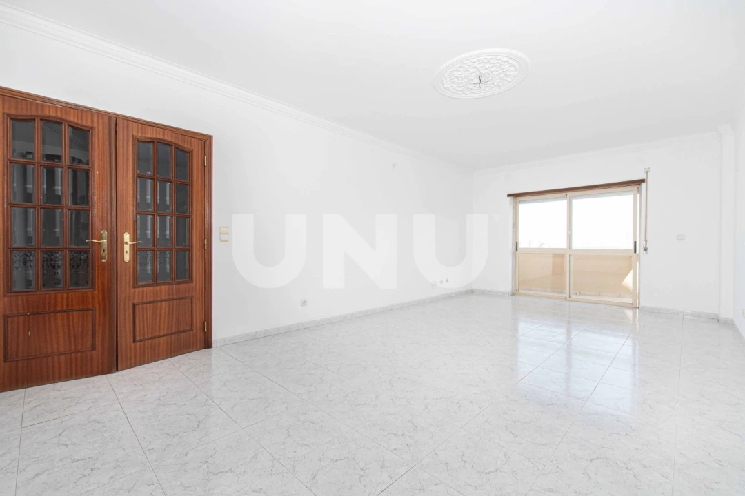 Apartamento T3 para Venda em Carregado e Cadafais Foto 7