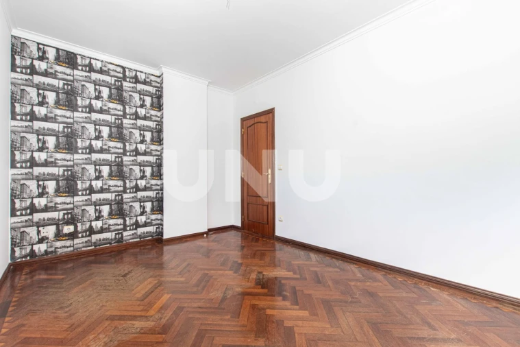 Apartamento T3 para Venda em Carregado e Cadafais Foto 16