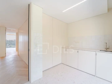 Apartamento T4 para Venda em Campanhã