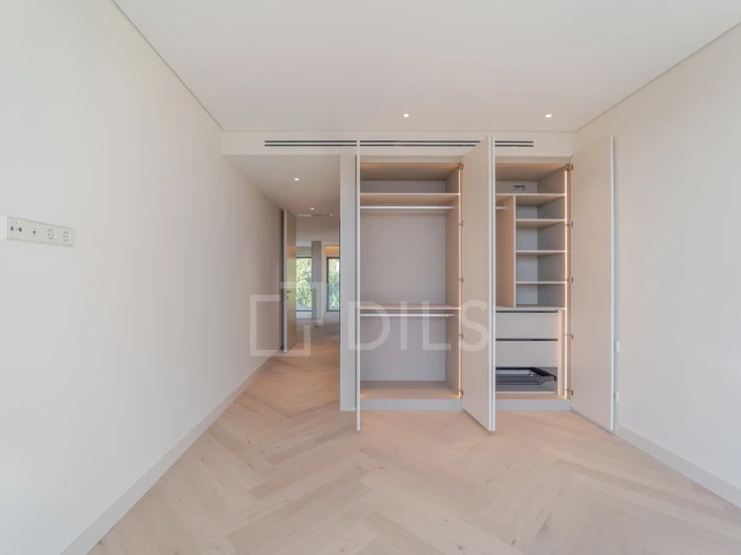 Apartamento T4 para Venda em Campanhã Foto 29