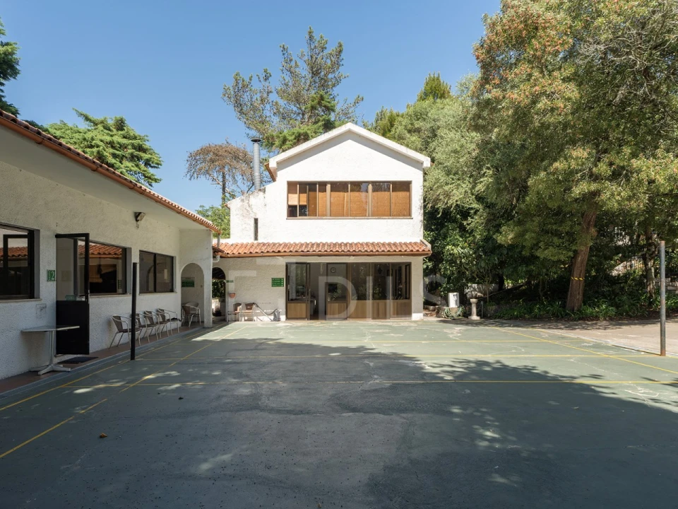 Moradia T10 para Venda em Santa Maria e São Miguel, São Martinho, São Pedro Penaferrim Foto 32