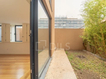 Moradia T3 para Arrendamento em Matosinhos e Leça da Palmeira