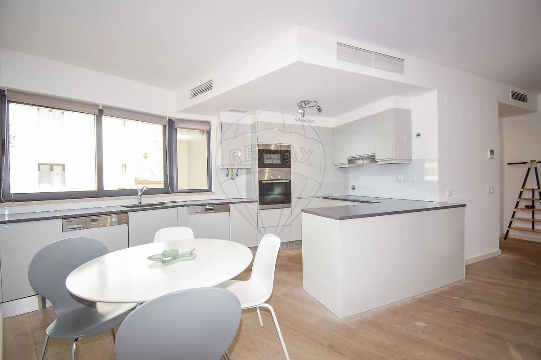 Apartamento T1 para Venda em Misericórdia Foto 20