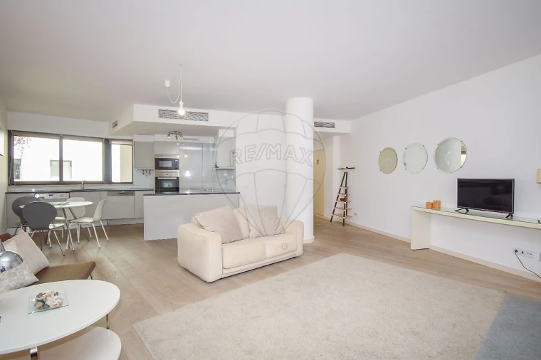 Apartamento T1 para Venda em Misericórdia Foto 11