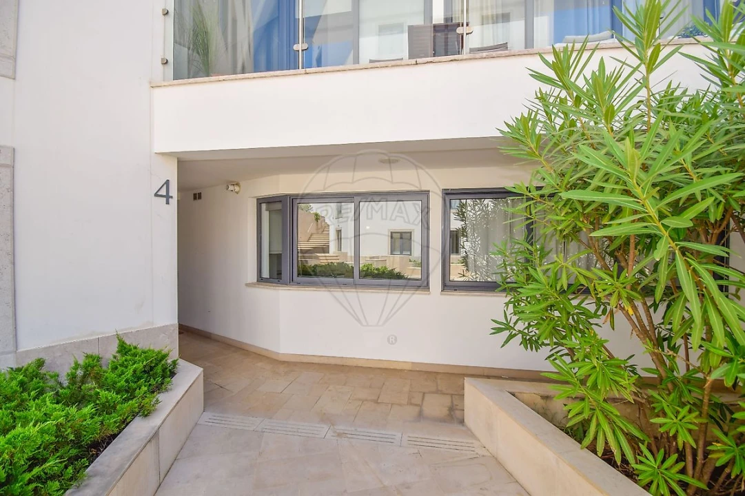 Apartamento T1 para Venda em Misericórdia Foto 24