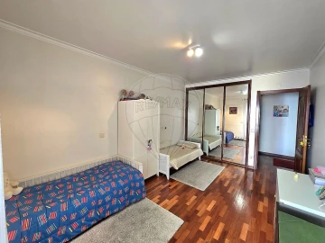 Apartamento T2 para Arrendamento em São Domingos de Benfica