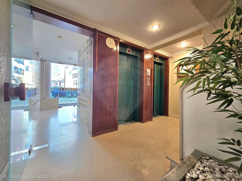 Apartamento T2 para Arrendamento em São Domingos de Benfica Foto 22