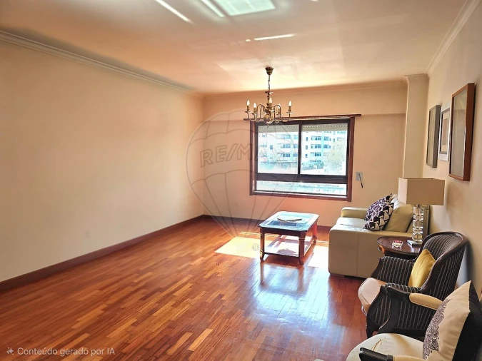 Apartamento T2 para Arrendamento em São Domingos de Benfica Foto 30