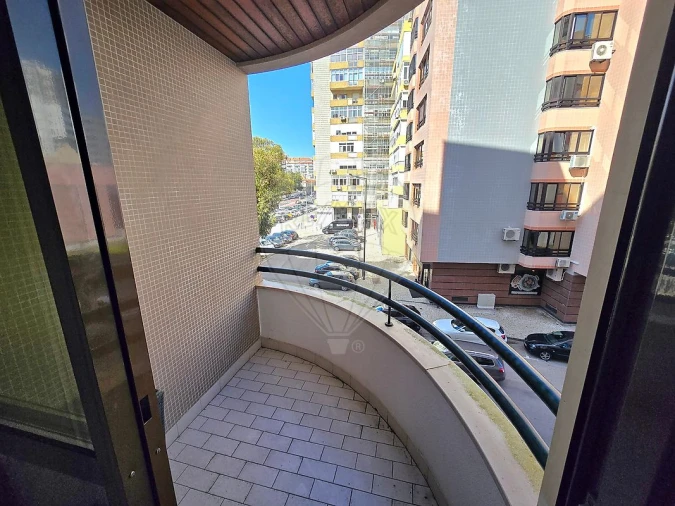 Apartamento T2 para Arrendamento em São Domingos de Benfica Foto 17