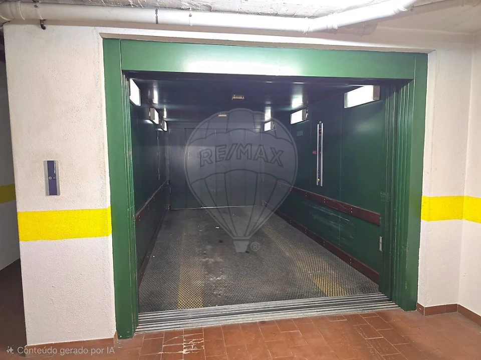 Apartamento T2 para Arrendamento em São Domingos de Benfica Foto 28