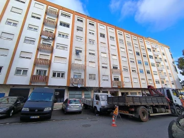 Apartamento T2 para Venda em Queluz e Belas