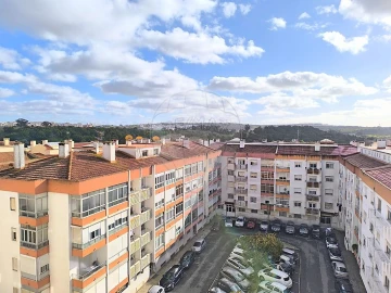 Apartamento T2 para Venda em Queluz e Belas