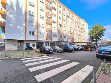 Apartamento T2 para Venda em Queluz e Belas