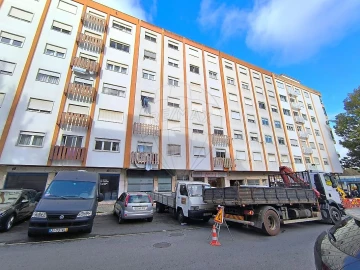 Apartamento T2 para Venda em Queluz e Belas