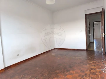 Apartamento T2 para Venda em Queluz e Belas