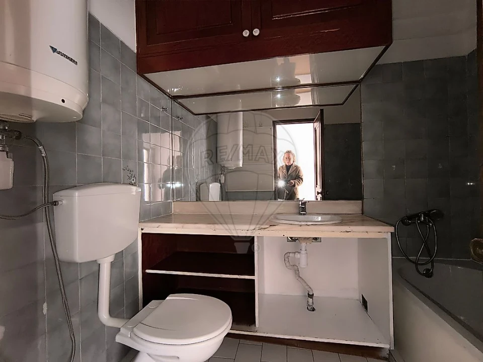 Apartamento T2 para Venda em Queluz e Belas Foto 22