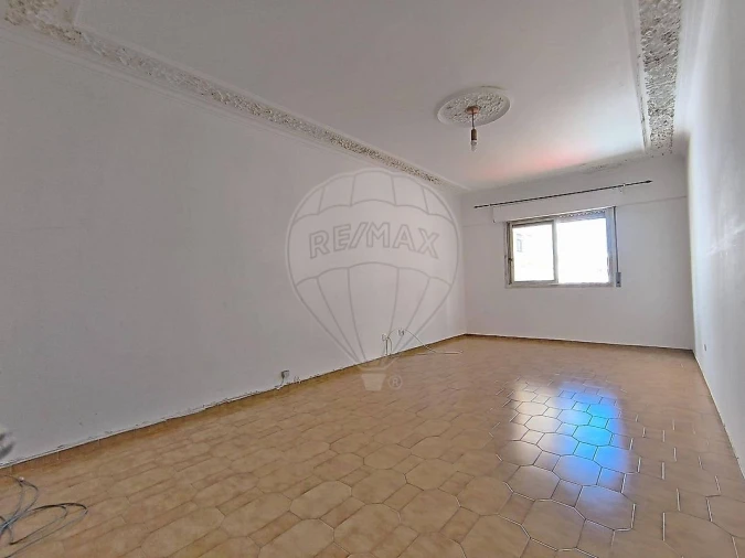 Apartamento T2 para Venda em Queluz e Belas Foto 7